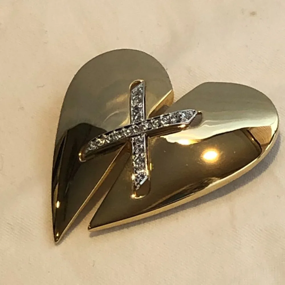 KEYES MENDED BROKEN HEART SHINY GOLD TONE BROOCH